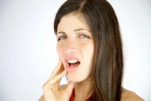 Болит и немеет лицо после лечения зуба