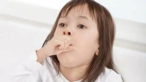 Странный кашель со вздохами у ребенка