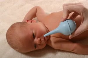 Ребенок в 3 месяца хлюпает носом, отсос не помогает