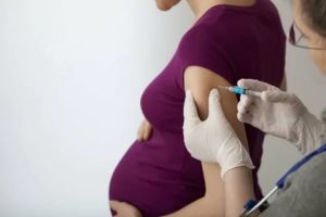 Можно ли ставить живую вакцину ребенку во время беременности мамы?