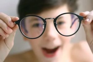 Правда ли, что очки пагубно влияют на зрение?